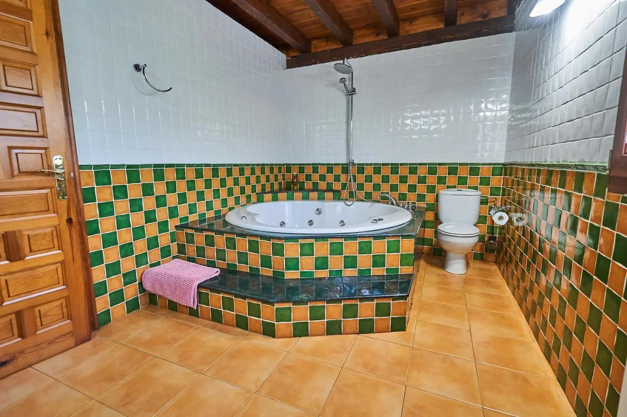 Garai Etxea, Casa Adosada En La Montana Arrankudiaga