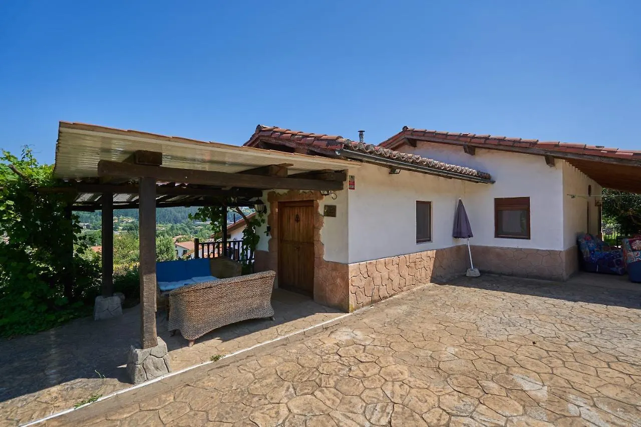 Garai Etxea, Casa Adosada En La Montana Arrankudiaga 0*,