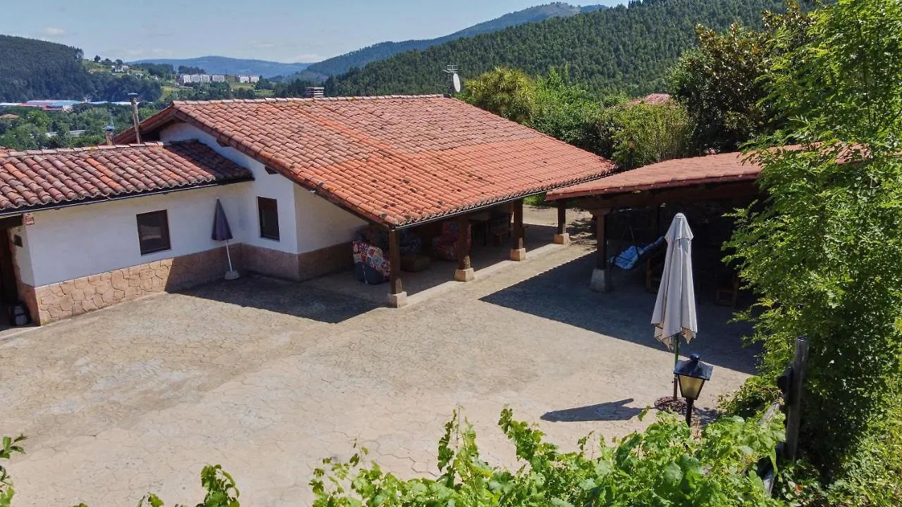 Garai Etxea, Casa Adosada En La Montana Arrankudiaga Spanien