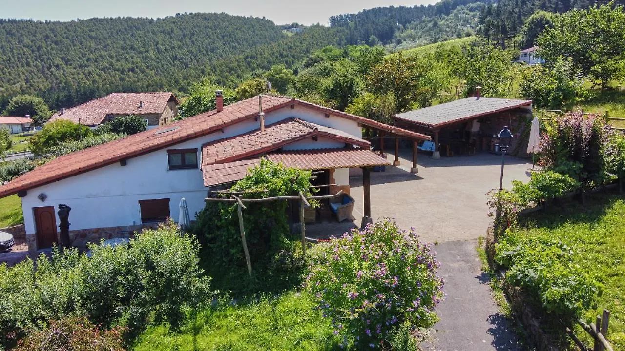 Ferienhaus Garai Etxea, Casa Adosada En La Montana Arrankudiaga
