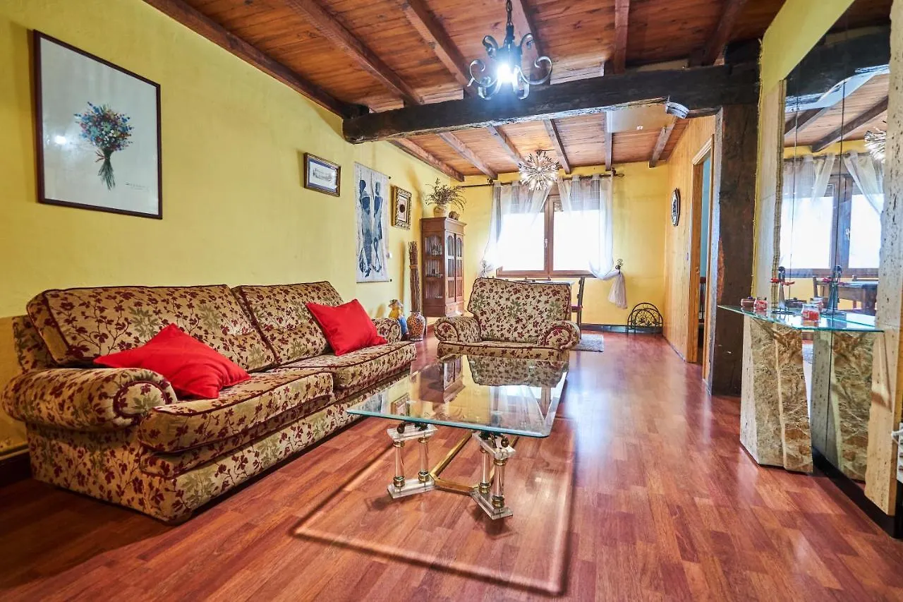 Ferienhaus Garai Etxea, Casa Adosada En La Montana Arrankudiaga