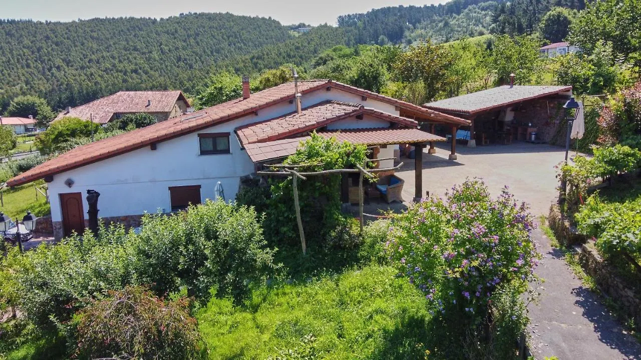 Garai Etxea, Casa Adosada En La Montana Arrankudiaga