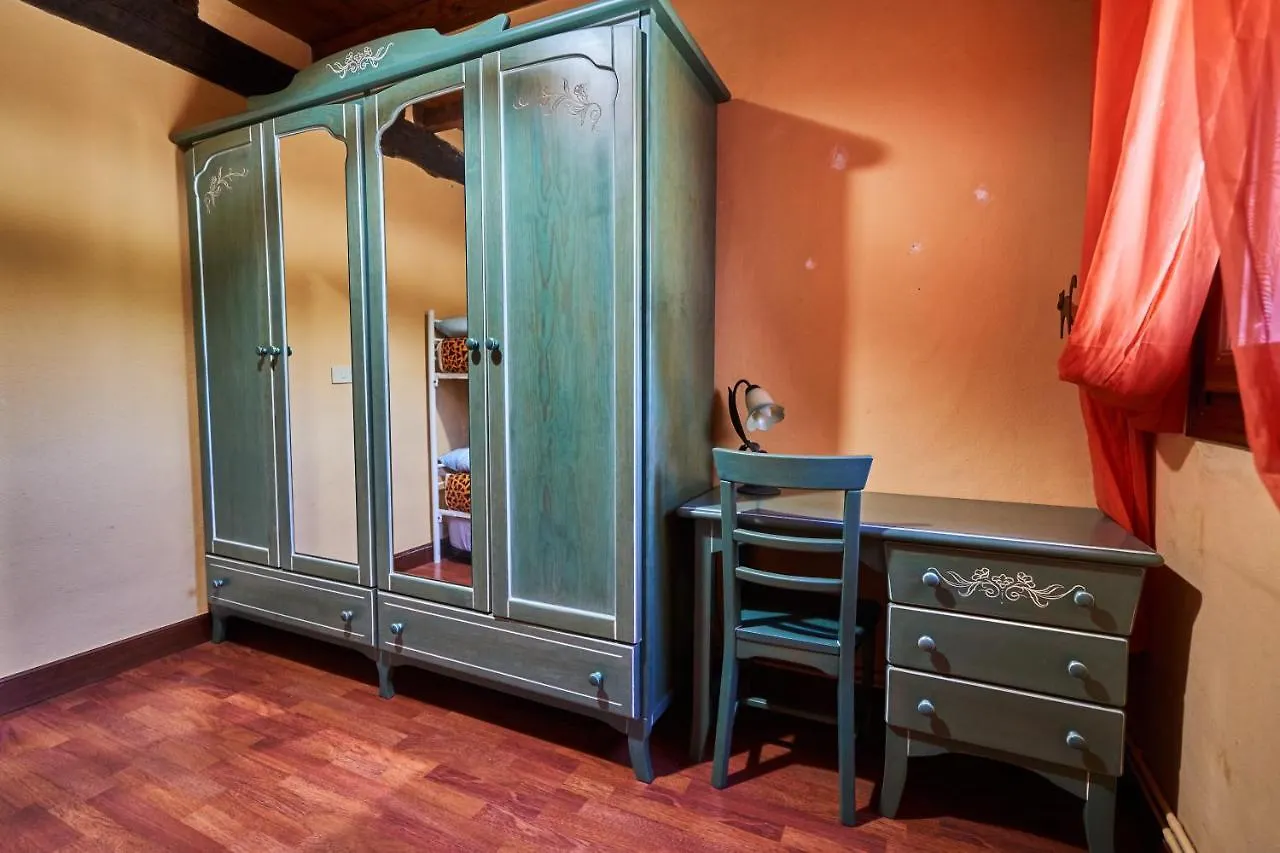 Casa vacanze Garai Etxea, Casa Adosada En La Montana Arrankudiaga